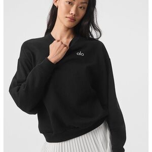ALO Yoga Accolade Crew Neck Pullover - Amazing Condition!